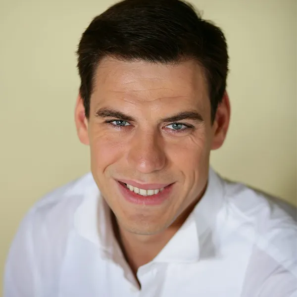 Дмитрий Дюжев