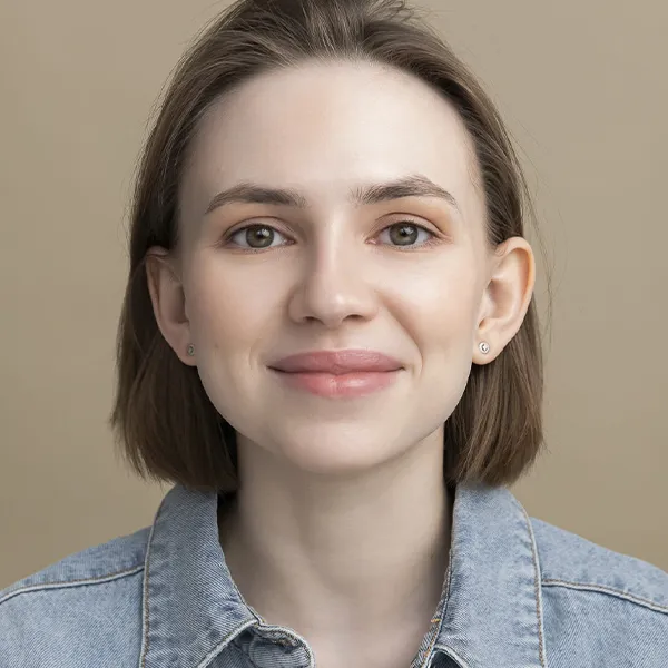 Яна Енжаева