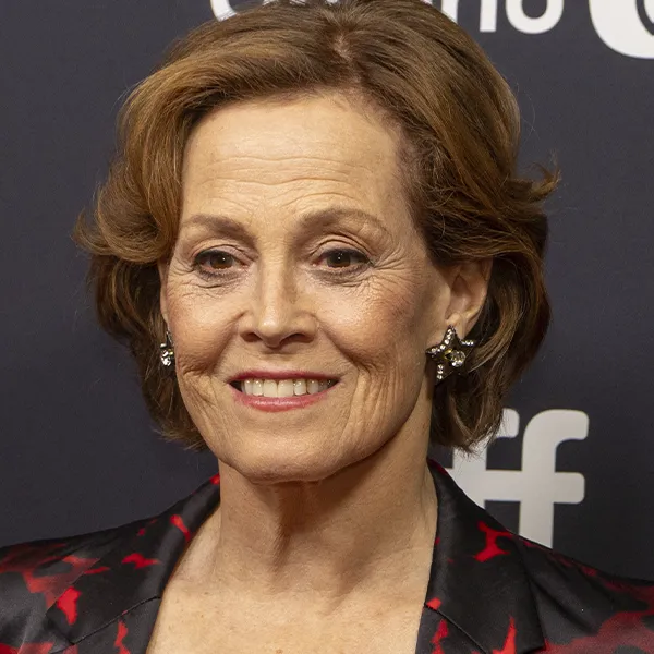 Сигурни Уивер