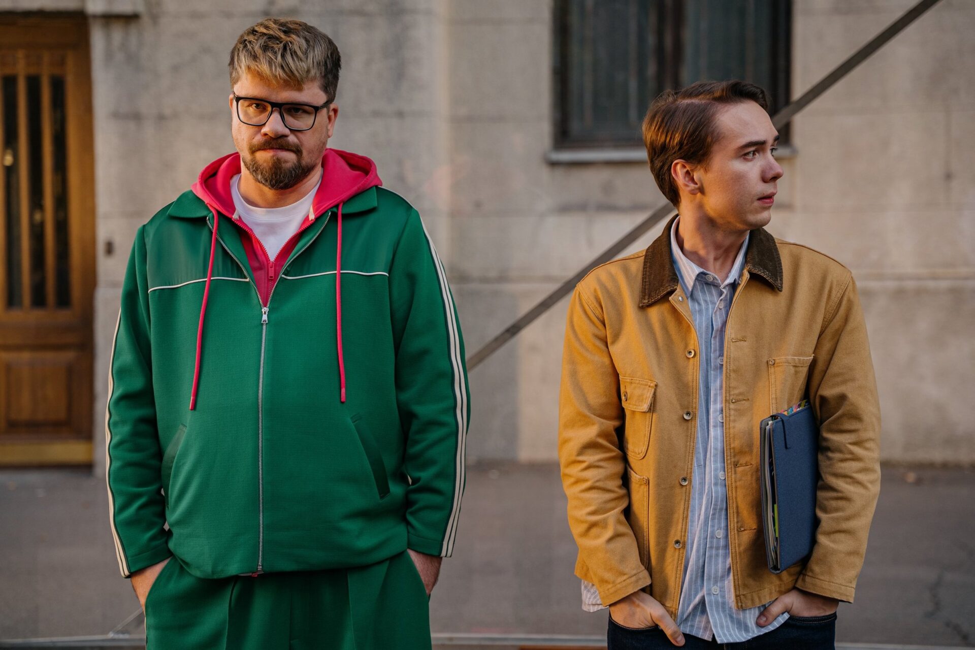 video-section-banner-image